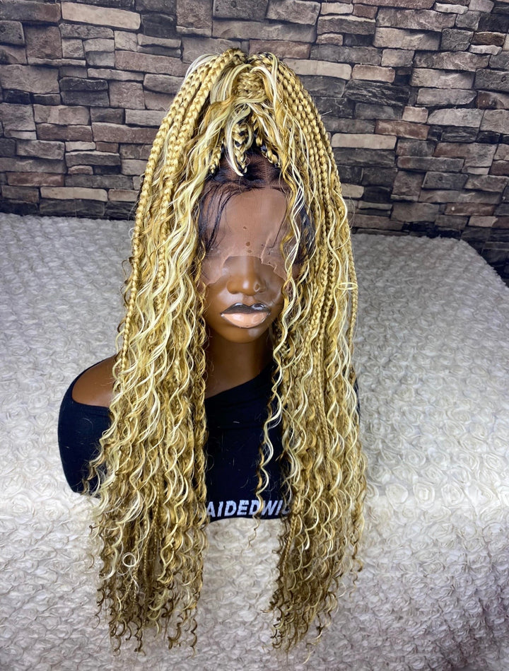 “Easy Install Knotless wig for Black Women” Diana Unit 27/613 blonde