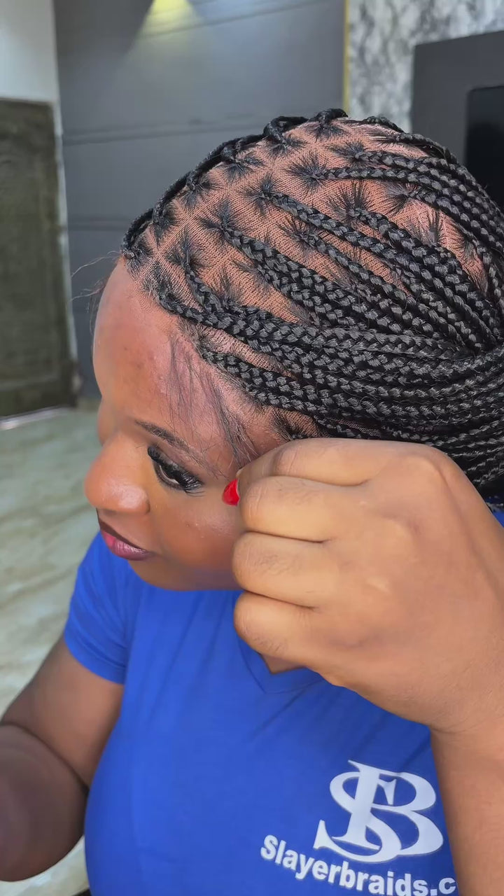 Smedium ponytail Knotless Wig: Peekaboo braids